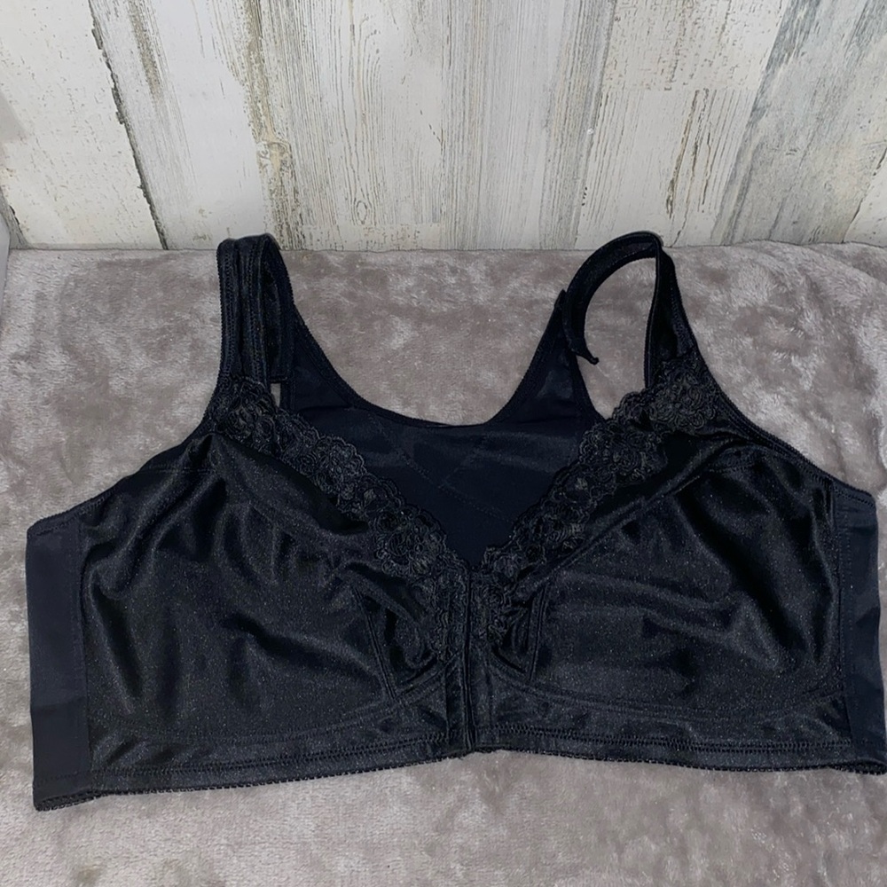 0625 Serenada 50C Black WireFree Bra